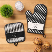 Black & White Monogrammed Polka-Dot Ovenwant & Pannenlap Set (Top down)