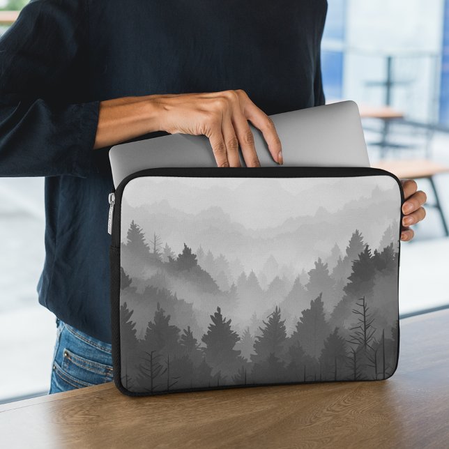 Black & White Mountain Forest Landschap Minimalist Laptop Sleeve (Creator heeft geüpload)