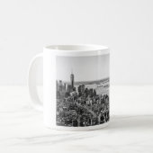 Black White New York City Skyline Koffiemok (Voorkant links)
