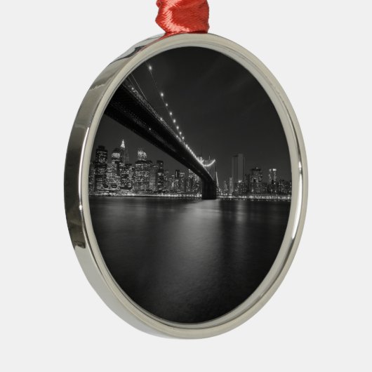Black White New York City Skyline Metalen Ornament (Rechts)
