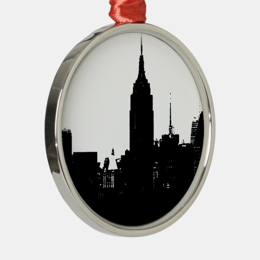 Black White New York Silhouette Metalen Ornament (Rechts)