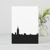 Black & White New York Silhouette Uitnodiging (Staand voorkant)