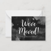 Black White Nieuwe Adres Bewegende Aankondiging Ka (Voorkant)