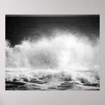 Black & White Ocean Wave crashen 16x20