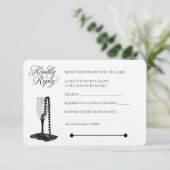 Black & White Pearl Champagne Glass Wedding RSVP Kaartje (Staand voorkant)
