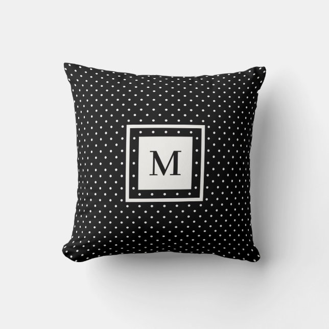 Black White Polka Dot Pattern met Modern Monogram Kussen (Voorkant)