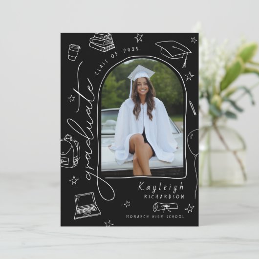 Black White Retro Foto Afstuderen Aankondiging (Staand voorkant)