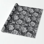 Black & White Rose Floral Pattern Wrapping Paper Cadeaupapier (Uitgerold)
