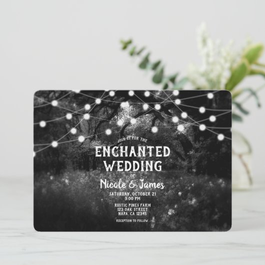 Black White Rustic Enchanted Forest Lights Wedding Kaart (Staand voorkant)