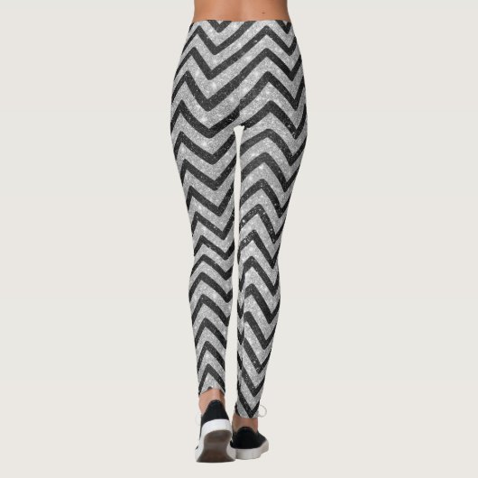 Black White Silver Glitter Chevron Zigzag Pattern Leggings (Achterkant)