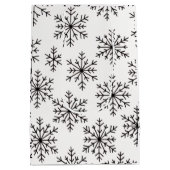 Black & White Snowflake Gift Bag – Elegant Minimal Medium Cadeauzakje (Achterkant)