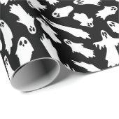 Black White Spooky Ghosts Halloween Pattern Cadeaupapier (Rol Hoek)