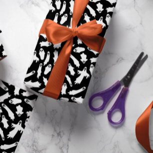 Black White Spooky Ghosts Halloween Pattern Cadeaupapier
