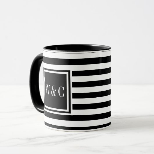 Black White Stripe Monogram Mok (Voorkant links)