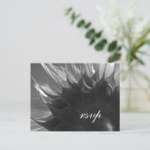 Black White Summer Garden Sunflower Wedding RSVP Uitnodiging Briefkaart (Staand voorkant)