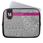 Black White Triangle Pattern Laptop Case (Voorkant)