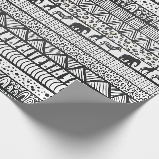 Black White Tribal African Pattern Cadeaupapier (Hoek)