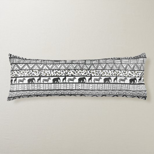 Black White Tribal African Pattern Lichaamskussen (Voorkant)