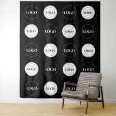 Black White Two Round Logo Step en Classic herhale Wandkleed (In situ)