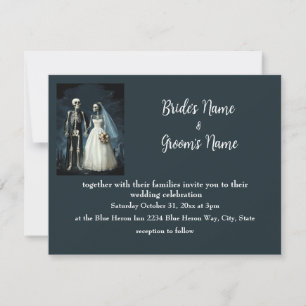 Black White Vintage Skeleton Gothic Wedding Invite Kaart