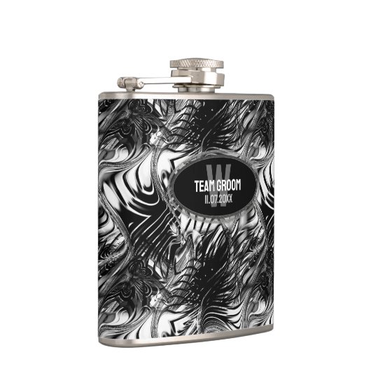 Black White Wavy Pattern Groomsmen Gift Heupfles (Rechts)