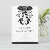 Black & White Witch Legs Whimsical Halloween Party Kaart (Staand voorkant)