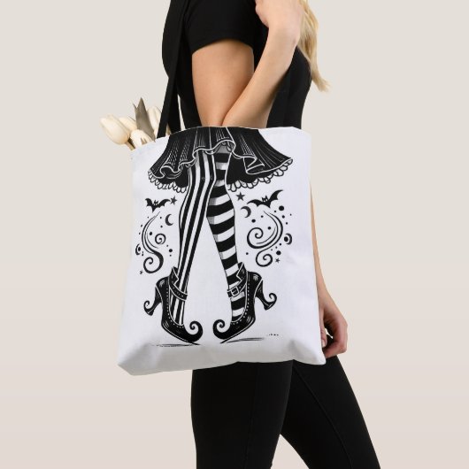 Black & White Witch Legs Whimsical Halloween Tote Bag (Dichtbij)