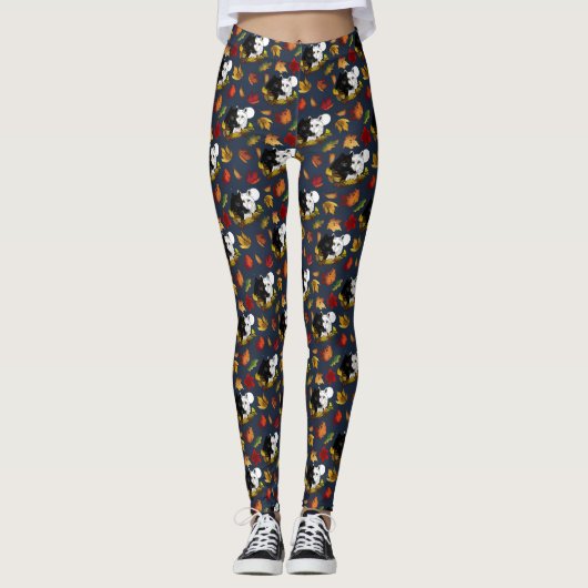Black White Wolves Moonlight Autumn Leaves Leggings (Voorkant)