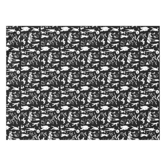 Black & White Zombie Collage Halloween Tafelkleed (Voorkant (Horizontaal))