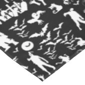 Black & White Zombie Collage Halloween Tafelkleed (Gekanteld)