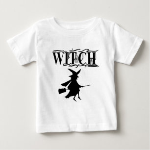 Black Wicked Flying Witch tijdens Halloween