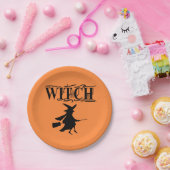 Black Wicked Flying Witch tijdens Halloween Papieren Bordje (Feest)