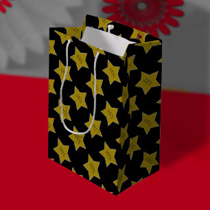 Black with Gold Hollywood Stars Happy Birthday Medium Cadeauzakje