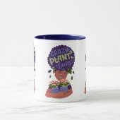 Black Woman Crazy Plant Lady, Hugging Planten Mok (Midden)