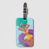 Black Woman in Lounge in Pool Bagagelabel (Voorkant (verticaal))