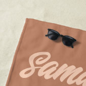 Black Woman, White Bikini, Beach Ready Strandlaken (In situ)