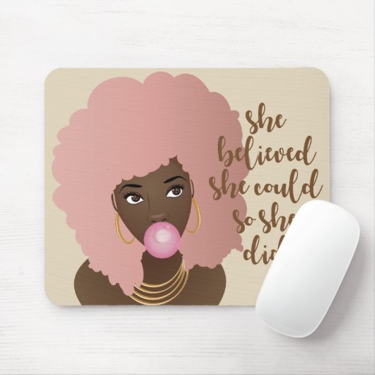 Black Woman, ze dacht dat ze het kon, dus deed ze Muismat (Met muis)