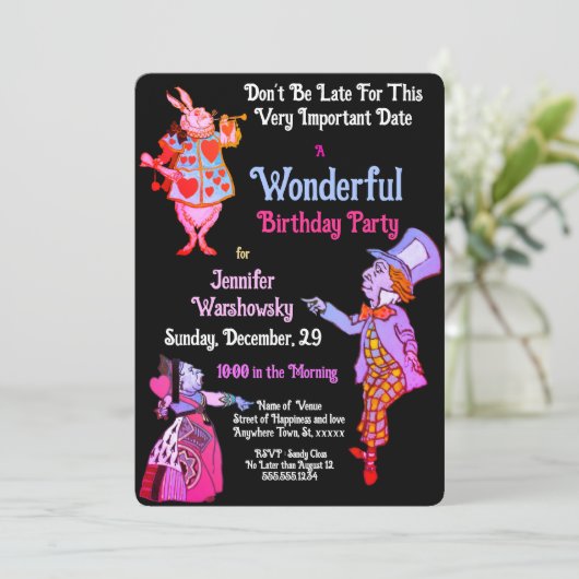 Black Wonderland Wonderful Blrthday Invitation (Staand voorkant)