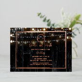 Black Wood & String Lights Elegant Rustic Wedding Folie Uitnodiging (Staand Voorkant)