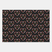 Black wrapping paper with a pink and red heart (Voorkant 3)