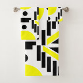 Black Yellow Modern Geometric Pattern Bad Handdoek (Insitu)