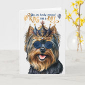 Black Yorkie Terrier King voor een dag grappige ve Kaart (Gele Bloem)