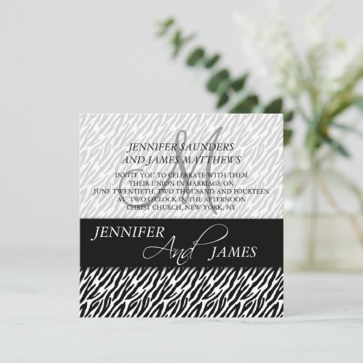 Black Zebra Pattern Monogram Wedding Invitting Kaart (Staand voorkant)