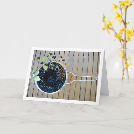 Blackberries in Colander op tafel Kaart (Gele Bloem)