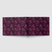 Blackberry Wine Pattern  Gastenboek (Volledig)