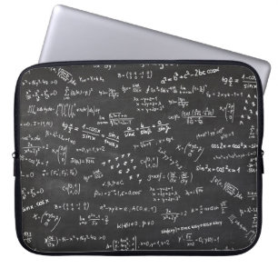 Blackboard met formules voor Wiskunde en nummers Laptop Sleeve