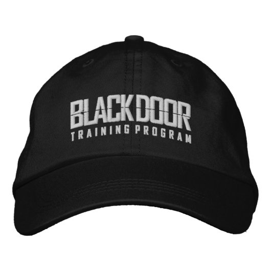 Blackdoor Training Program (zwart pet) Geborduurde Pet (Voorkant)