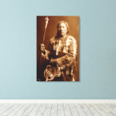 Blackfoot Chief Aatsista-Mahkan Canvas Art (Insitu (Houten vloer))
