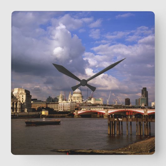 Blackfriars Bridge en St Paul's Cathedral Vierkante Klok (Voorkant)
