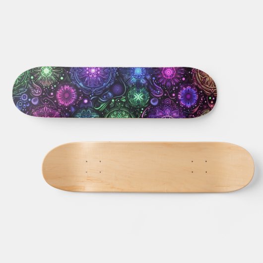 Blacklight Graffiti Pattern Skateboard (Horizontaal)